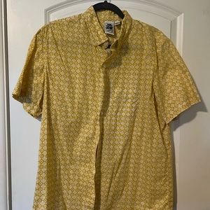 XL Kennington yellow button down mens shirt